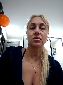 KissMiSveet's cam snapshot