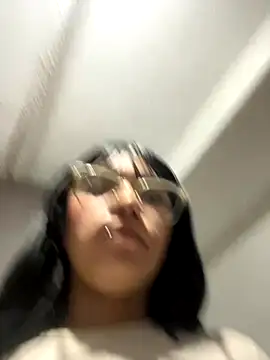 angie_rousse_'s cam snapshot