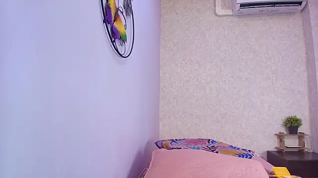 Amy_wats0n's cam snapshot