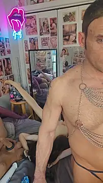 luvs2cumm69 live sex cam