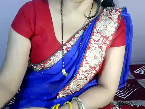 raadhikaaa's cam snapshot