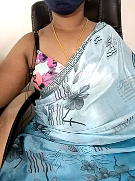 Tamil-hotwife's cam snapshot