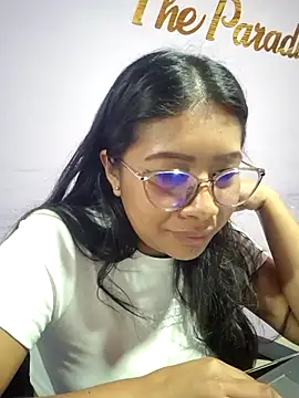 PaulaOrtiz_1's cam snapshot