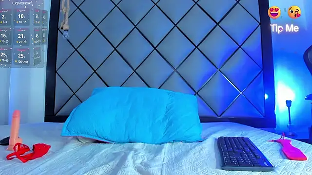 Cattalina_25's cam snapshot