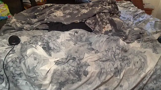 BBC_JoyBoi's cam snapshot