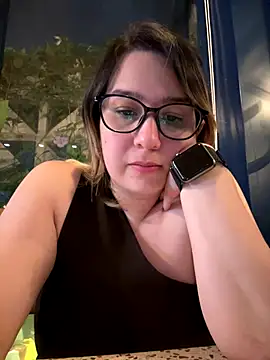 amooraaamoon's cam snapshot