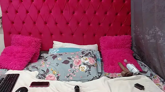 BarbieDollBoobz's cam snapshot