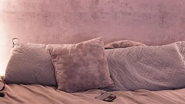 Nicky_and_Blake's cam snapshot