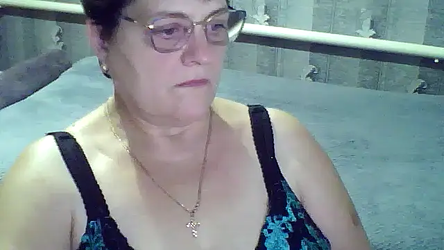 ElzaJewel's cam snapshot