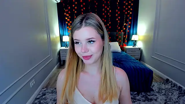 FollowLovee's cam snapshot