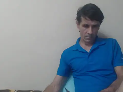 yvesstorm1 live sex cam