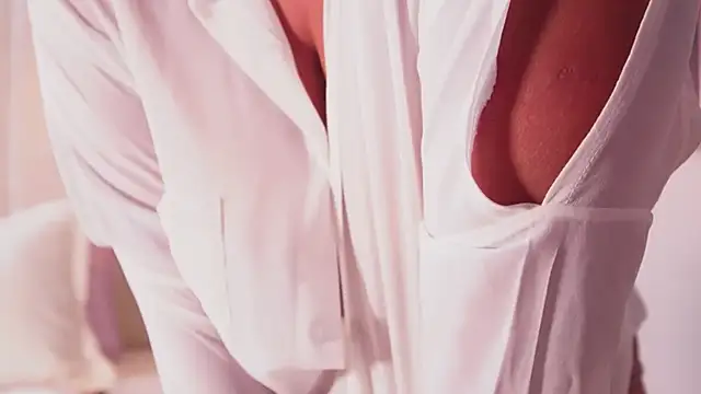 bonniekim_'s cam snapshot