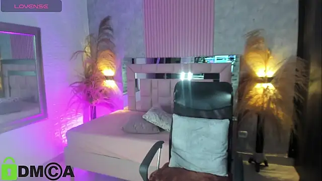 griselle_rousse's cam snapshot