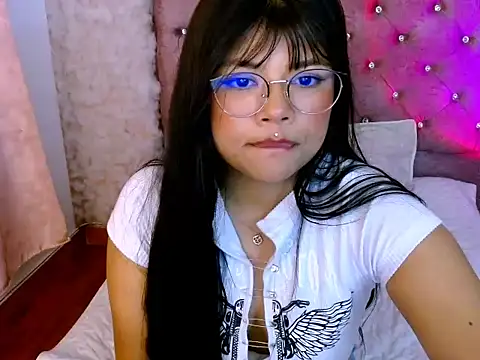 chloe_parkeer's cam snapshot