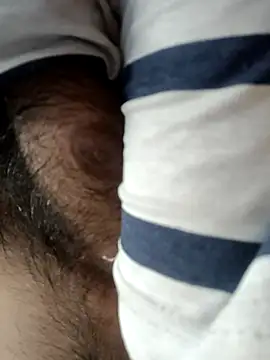 Sri2450 live sex cam