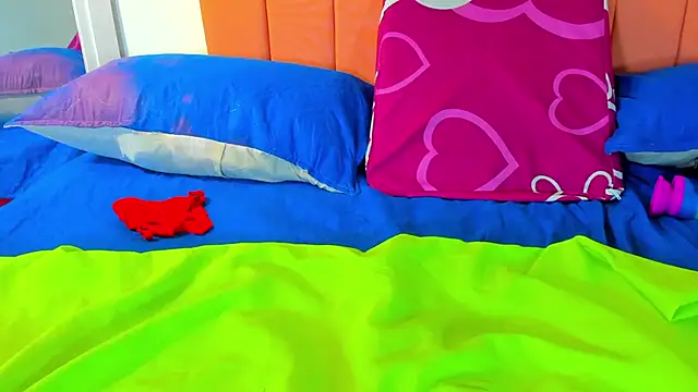 lizz_dolly's cam snapshot