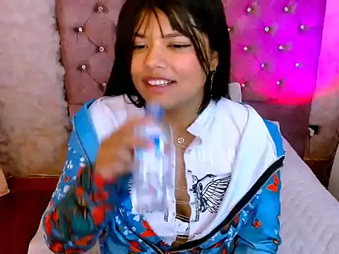 chloe_parkeer's cam snapshot