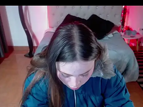 _crystal12's cam snapshot