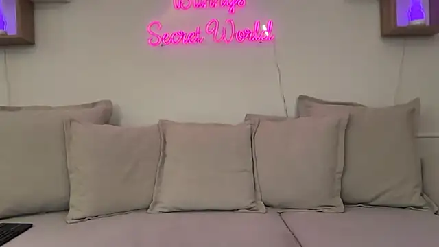 Bunny_LiveShow's cam snapshot