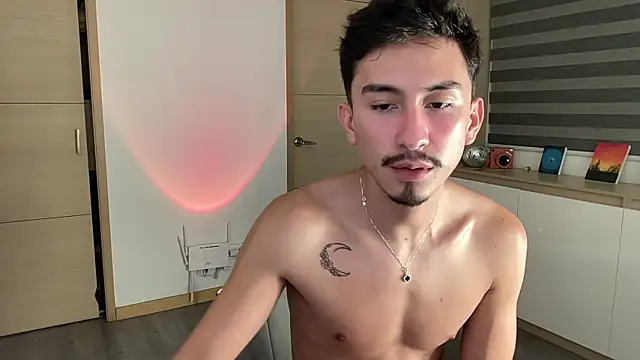 sweettaaron01's cam snapshot