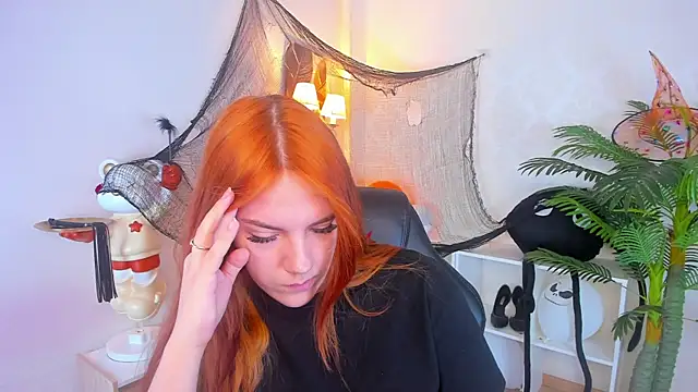 Gingerr_pie's cam snapshot