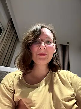 The_Snowwhitee's cam snapshot