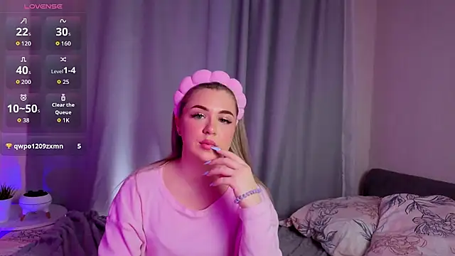 AliaBuerstatte's cam snapshot