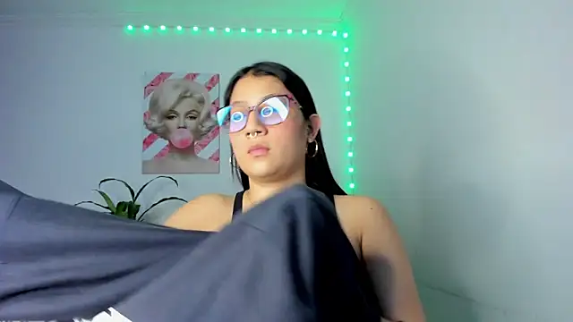 rouse_red's cam snapshot