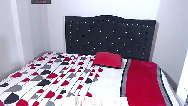 Coraline_Playful's cam snapshot