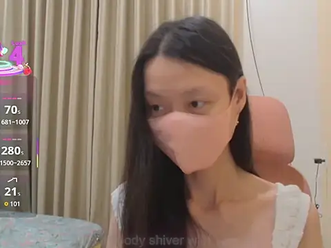 Lil-Cherries's cam snapshot