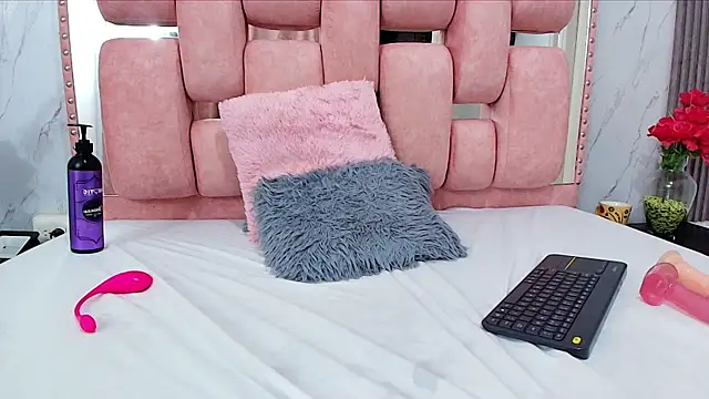 SofiaSommers's cam snapshot