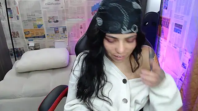 i_am_nina_'s cam snapshot