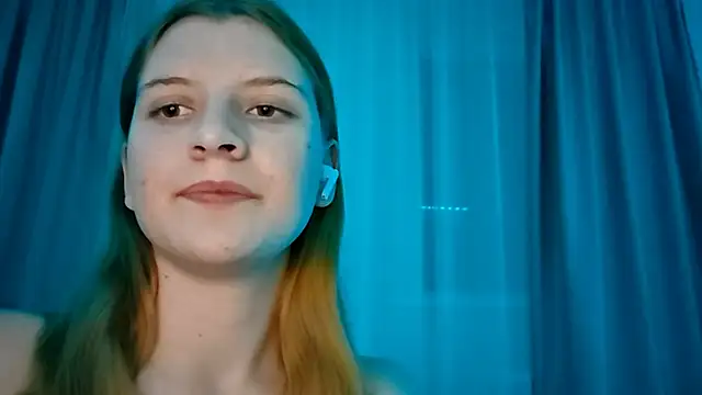 LynteriLain's cam snapshot