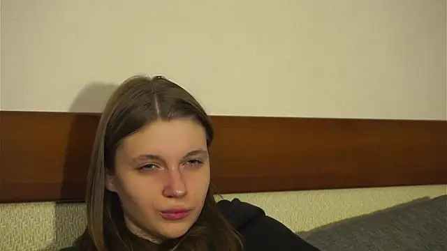 RoslynArcuo's cam snapshot