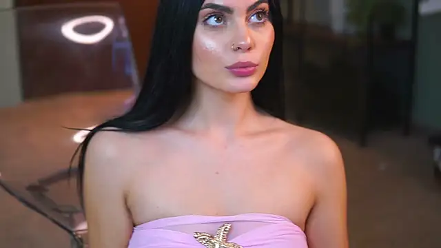 RavennaDArcy's cam snapshot