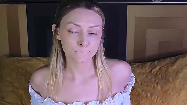 CindyFors's cam snapshot