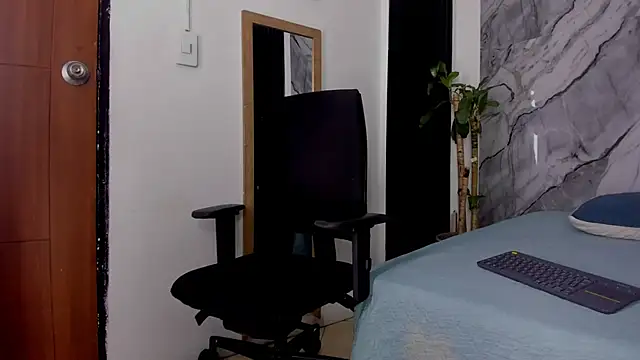 Alan-Smith1's cam snapshot