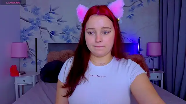 Cute_kitty-'s cam snapshot