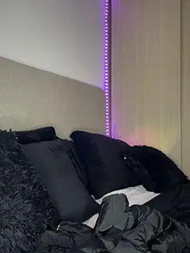 TheGloriousSophie's cam snapshot