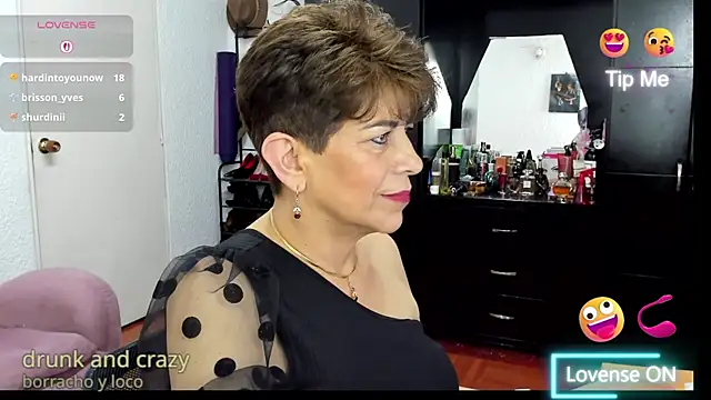 Angelina_Stone_65's cam snapshot