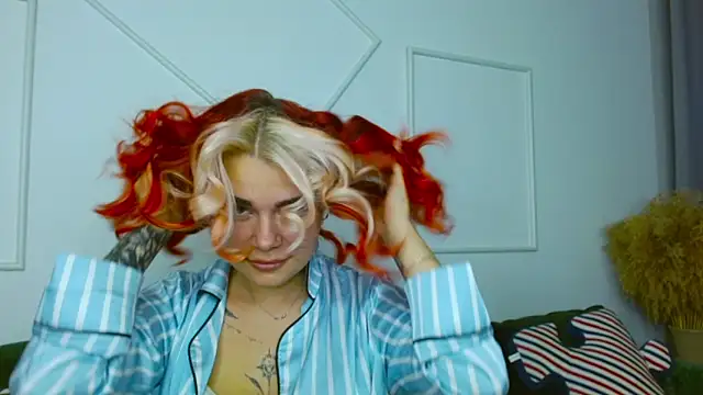 lada_love's cam snapshot