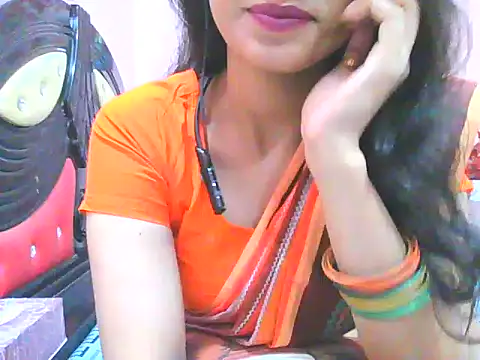 Silver_Queen07's cam snapshot