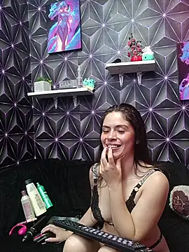 emilygrooe's cam snapshot