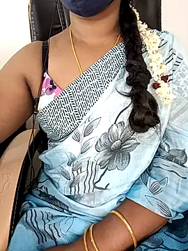 Tamil-hotwife's cam snapshot