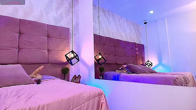 MeganDiamont_FG's cam snapshot