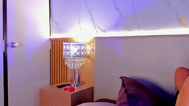 april_grey11's cam snapshot