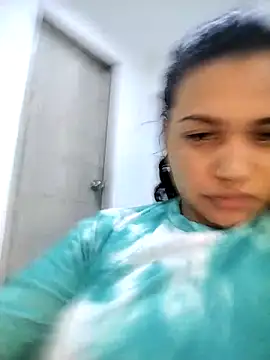 Eimy-04's cam snapshot