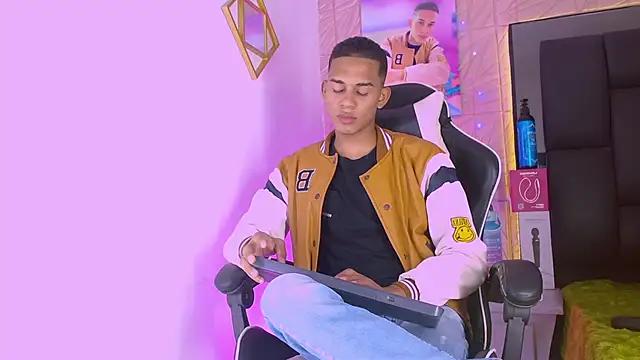 dilan_alfonzo live sex cam