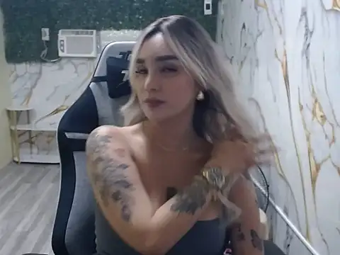 NicoleLopezx live sex cam