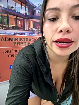 LIZ-06_'s cam snapshot